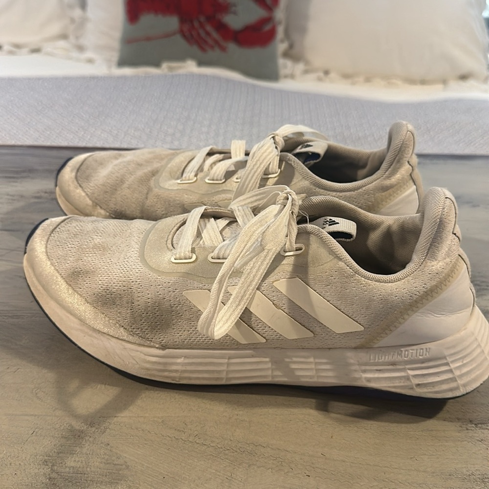 Adidas Womens QT Racer Sport White/ Night Flash FY5677​​​ - Picture 5 of 8